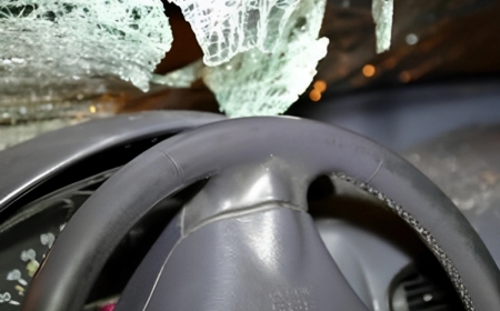 Cəlilabadda avtomobil körpüdən AŞDI: Yaralılar var