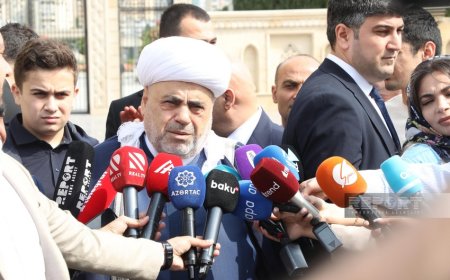 Allahşükür Paşazadə yeni Roma Papası ilə görüşəcək