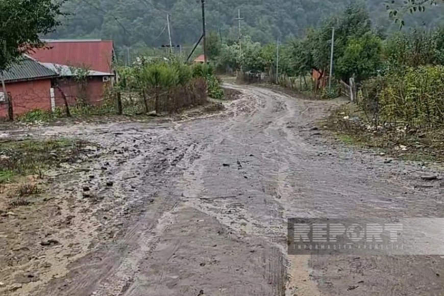 Cəlilabadın Fətullaqışlaq kənd sakinləri əsas yolun yararsız vəziyyətindən şikayət ediblər