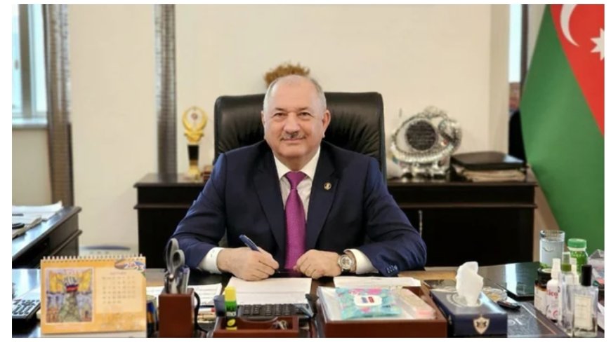 İcra başçısı keçmiş zavod rəhbərini özünə sürücü təyin etdi