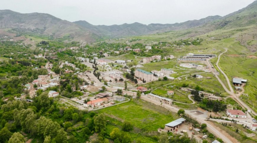 Bu il Xocavənd şəhərində 792 ev təmir ediləcək