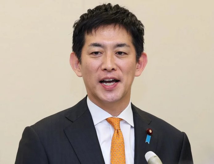 Kobayaşi: Hörmüz boğazı ərazisinə gəmilərin göndərilməsində maneələr var