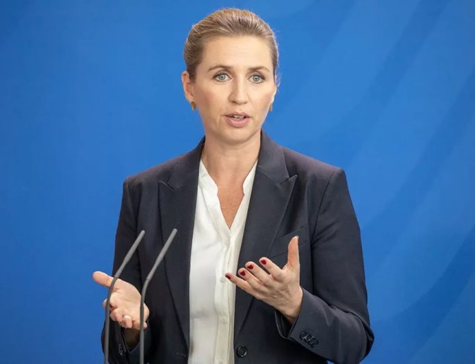 Baş naziri istefa verib