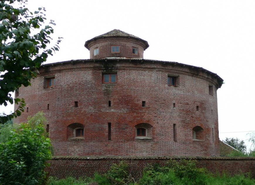 Lənkərandakı Dairəvi qalada bərpa işlərinə başlanılıb