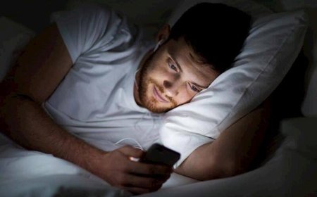 Televizora və telefona baxaraq yatmağın ZƏRƏRLƏRİ
